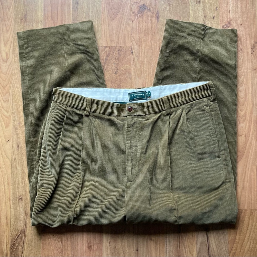 CC Filson VTG Corduroy Pants Mens 40x29 Wide Wale Pleated Brown Tan